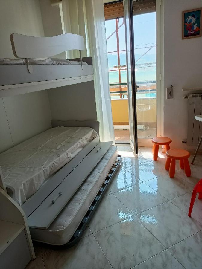 Apartamento Le Note Di Napoli Exterior foto